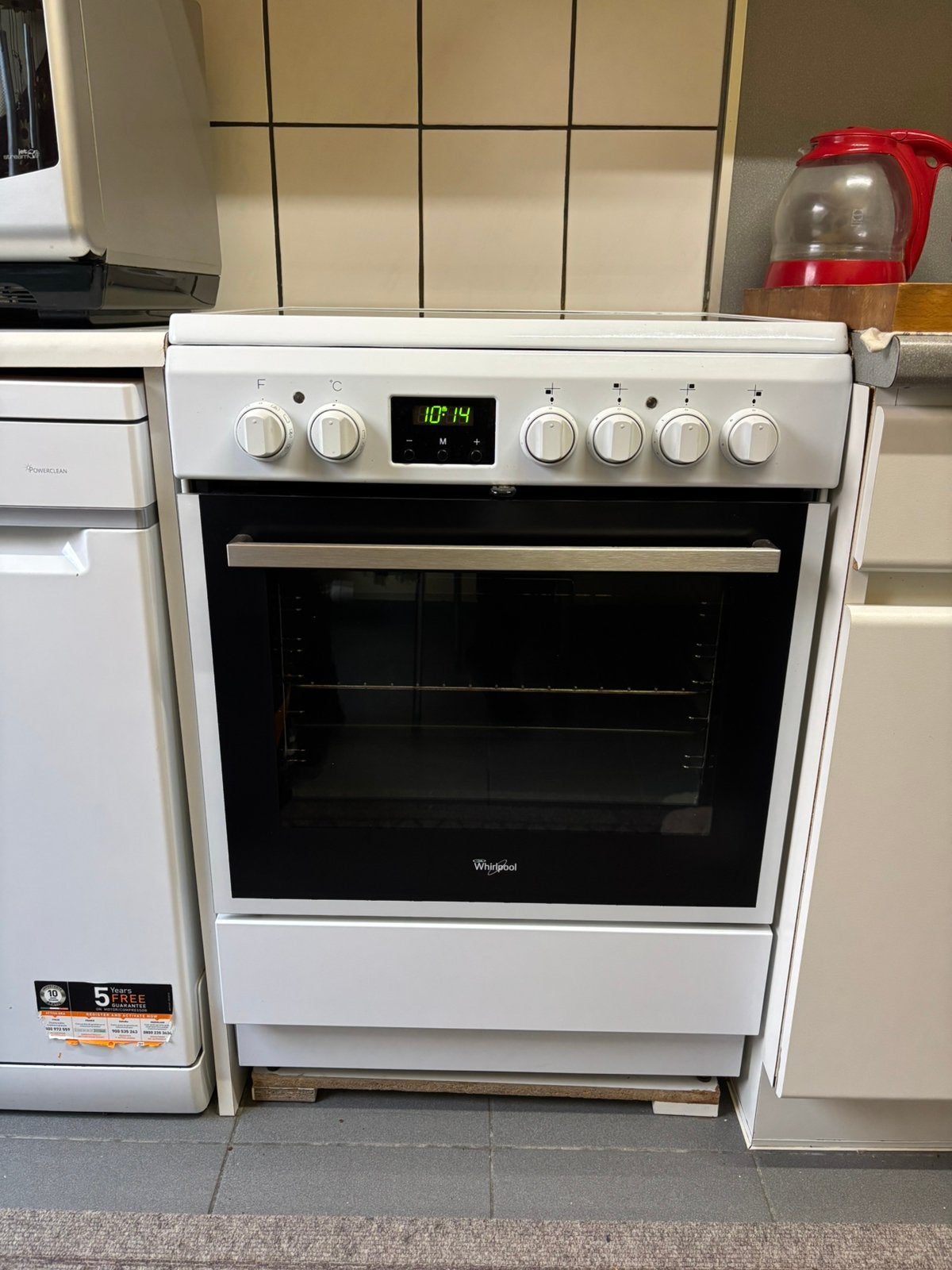 Elektrisch fornuis met oven, Elektronische apparatuur, Ophalen, Zo goed als nieuw, Elektrisch