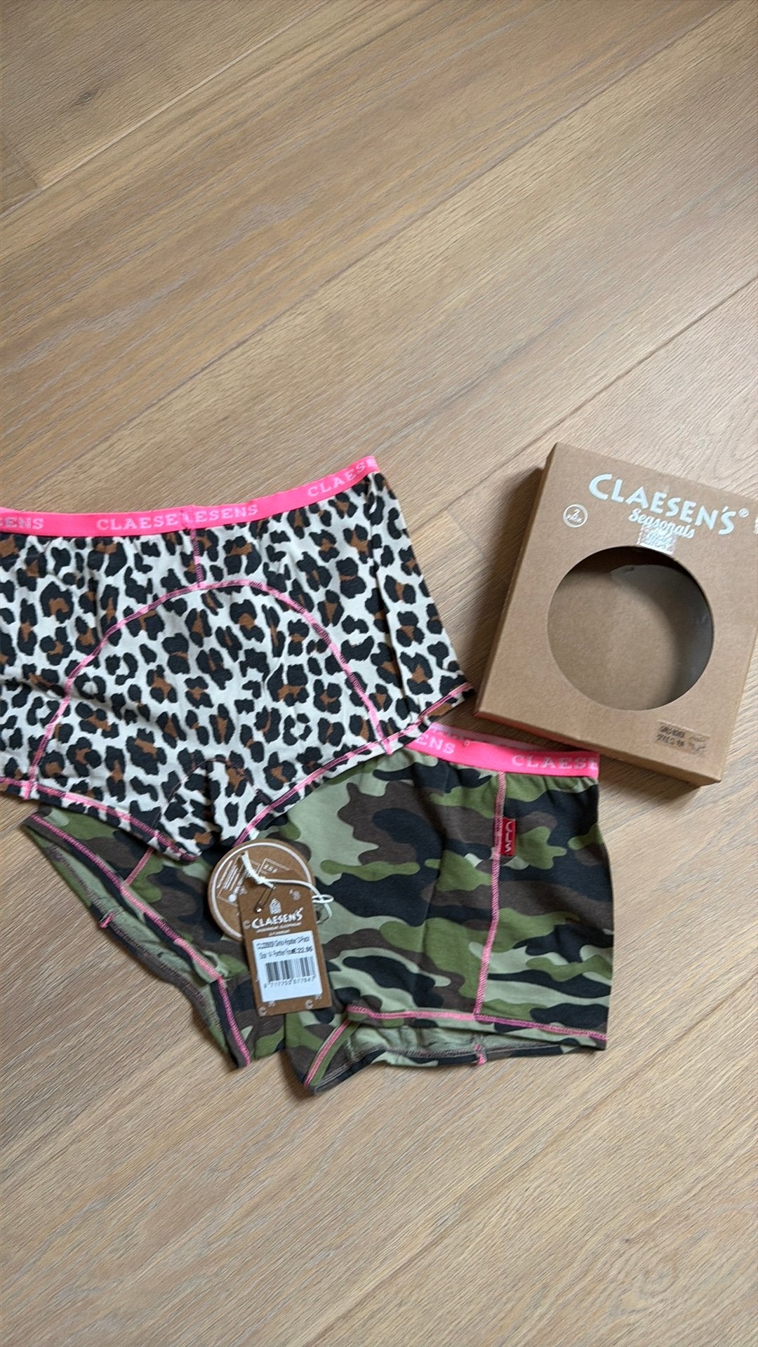 2 culottes Claessens pour fille de 14 ans neuves, Enfants & Bébés, Enlèvement ou Envoi, Neuf, Fille, Vêtements de nuit ou Sous-vêtements