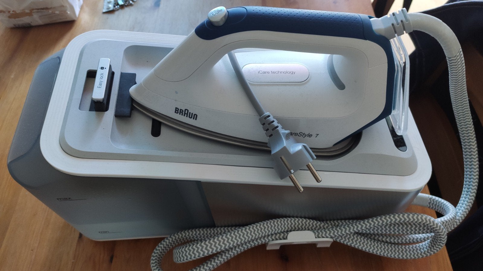 Centrale vapeur Braun Care Style 7, Electroménager, Enlèvement, Utilisé, Fer à repasser avec cordon