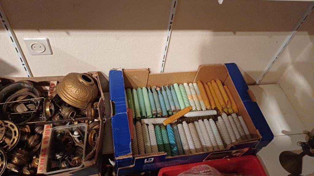 Glazen kaarsen en allerlei onderdelen voor olielampen, Antiek en Kunst, Ophalen