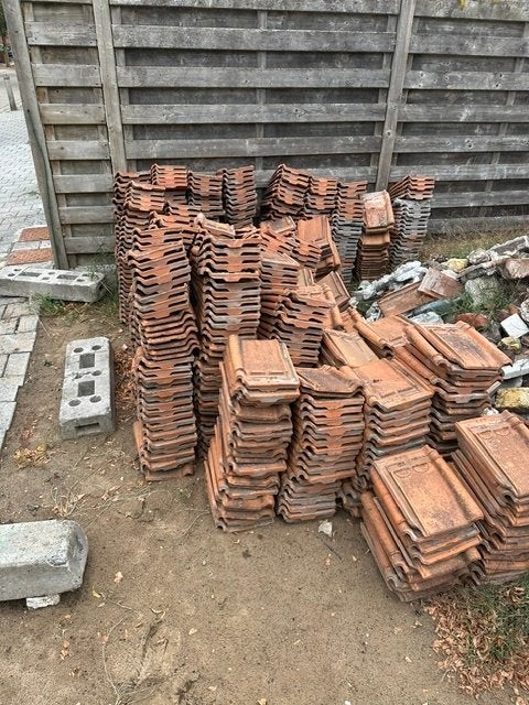 Franse dakpannen pottelberg, Doe-het-zelf en Bouw, Ophalen, Steen of Klei, Zo goed als nieuw, Dakpannen