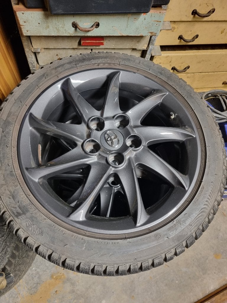 Winterset AURIS COROLLA 225 45 17 ORIGINELE TOYOTA VELGEN, Ophalen, Gebruikt, Banden en Velgen, 17 inch