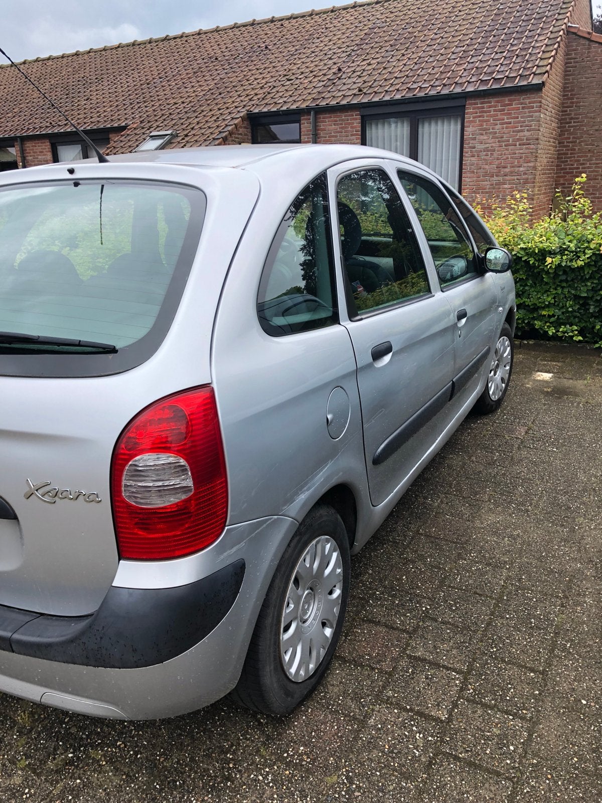 Citroen xsara Picasso benzine 2006(probleem vliegwiel ?), Autos, Argent ou Gris, Xsara, Boîte manuelle, 5 portes