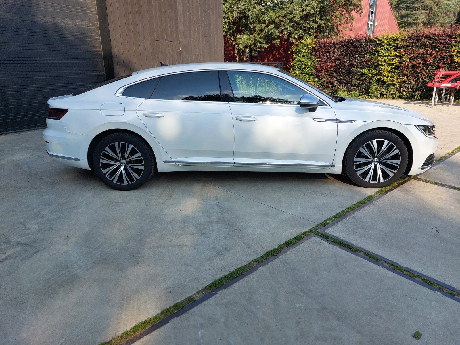 VW Arteon Elegance DSG, Dealer onderhouden, Arteon, 4 cilinders, 2000 kg