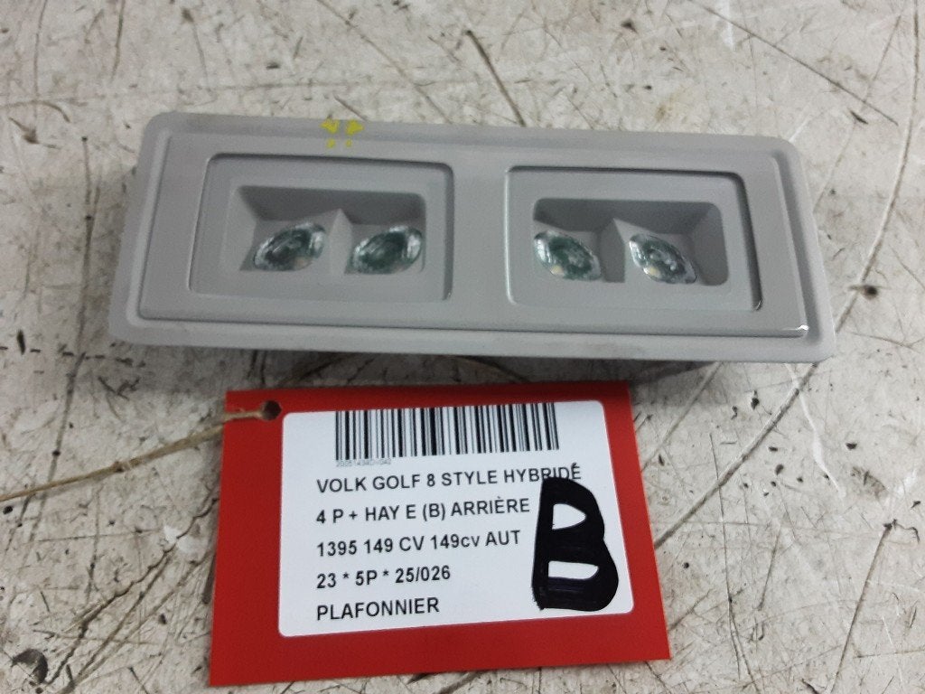 ECLAIRAGE DE PLAFONNIER Golf VIII (CD1) (5H0947290D), Volkswagen, Volkswagen AG, Utilisé, Kundenbetreuung@volkswagen.de