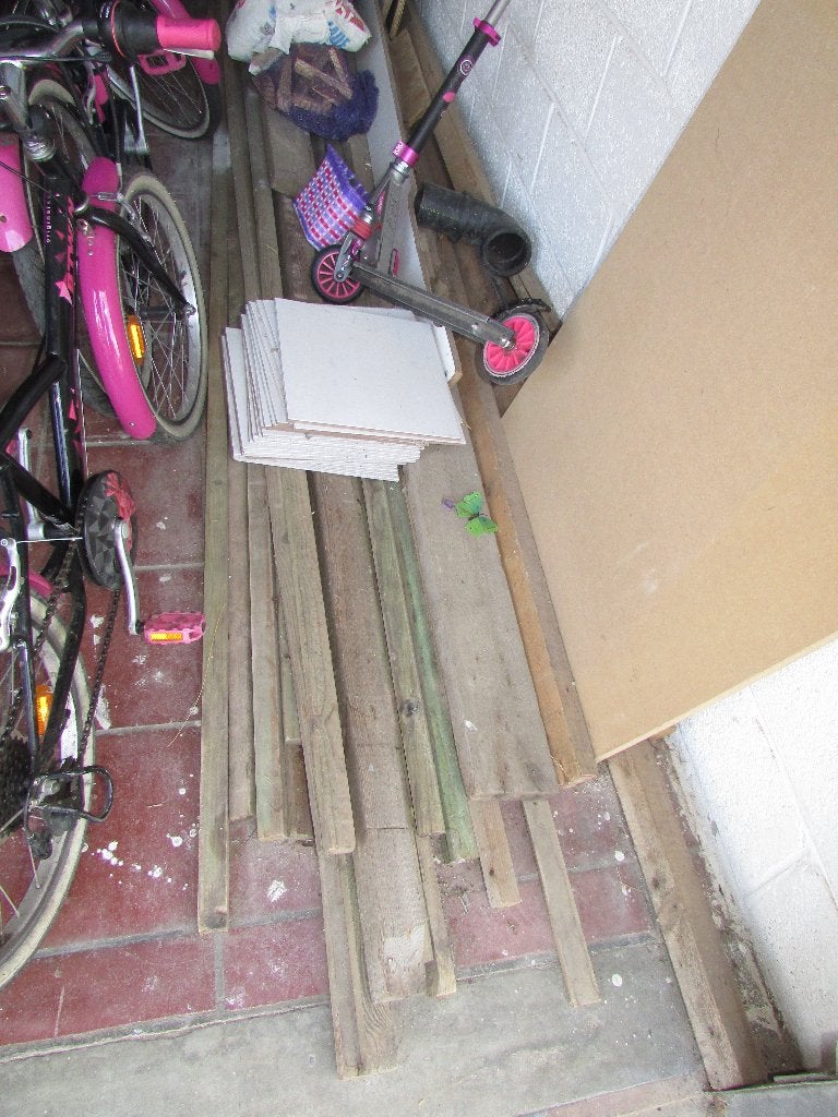Partij gratis hout, Ophalen, Zo goed als nieuw