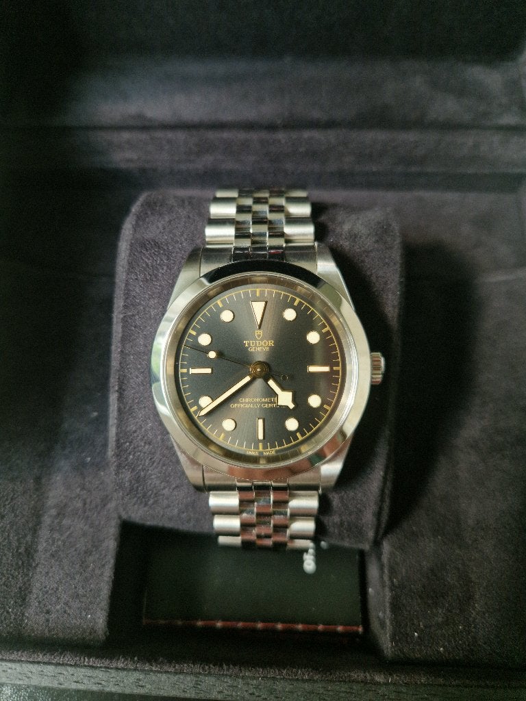 Tudor Black Bay One 41mm – État Neuf – Full Set, Bijoux, Sacs & Beauté, Montres | Hommes, Neuf, Montre-bracelet, Autres marques