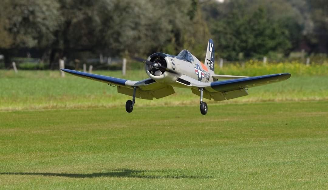 Corsair, Hobby en Vrije tijd, Modelbouw | Radiografisch | Vliegtuigen, Ophalen
