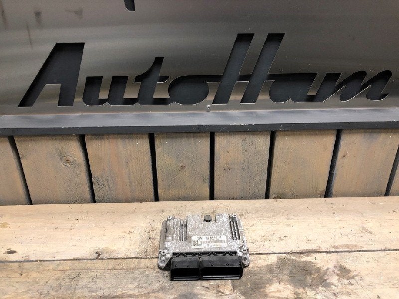COMPUTER MOTOR Volkswagen Golf V (1K1) (|03G906021HB|), Robert Bosch AG, Gebruikt, Volkswagen, Robert-Bosch-Allee 1
74232  Abstatt, DE