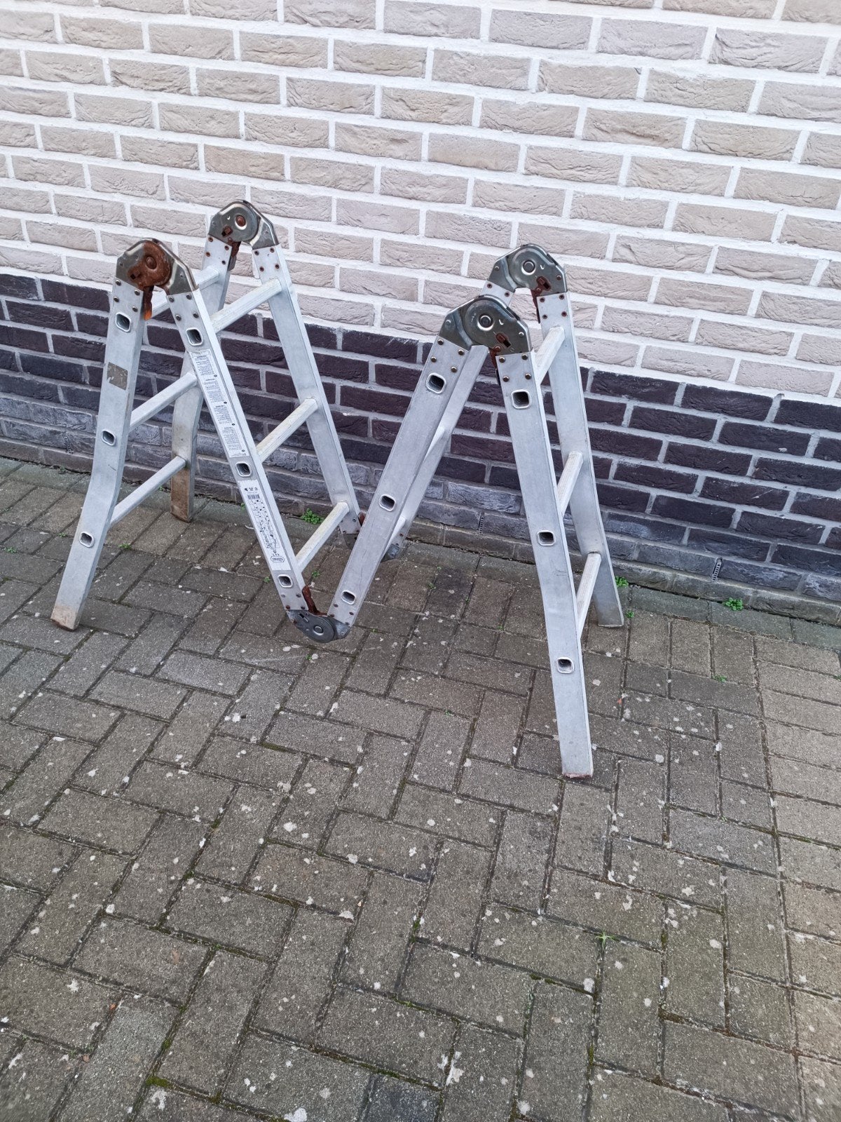 Échelle en aluminium à vendre, Bricolage & Construction, Enlèvement, Échelle