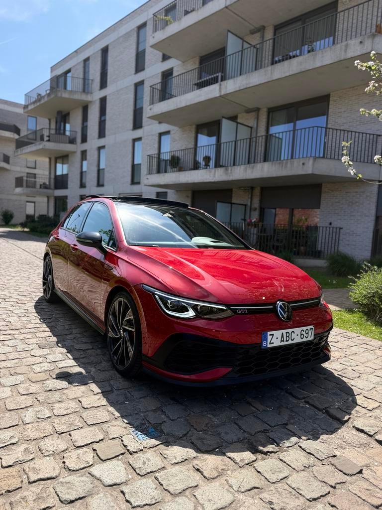 VW Golf 8 GTI Clubsport 2022 / 300 PK - GEKEURD/GARANTIE, Auto's, Euro 6, 4 cilinders, 1984 cc, Overige kleuren