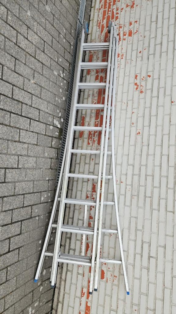 3 delige ladder, Ophalen, Gebruikt, Ladder, Opvouwbaar of Inschuifbaar
