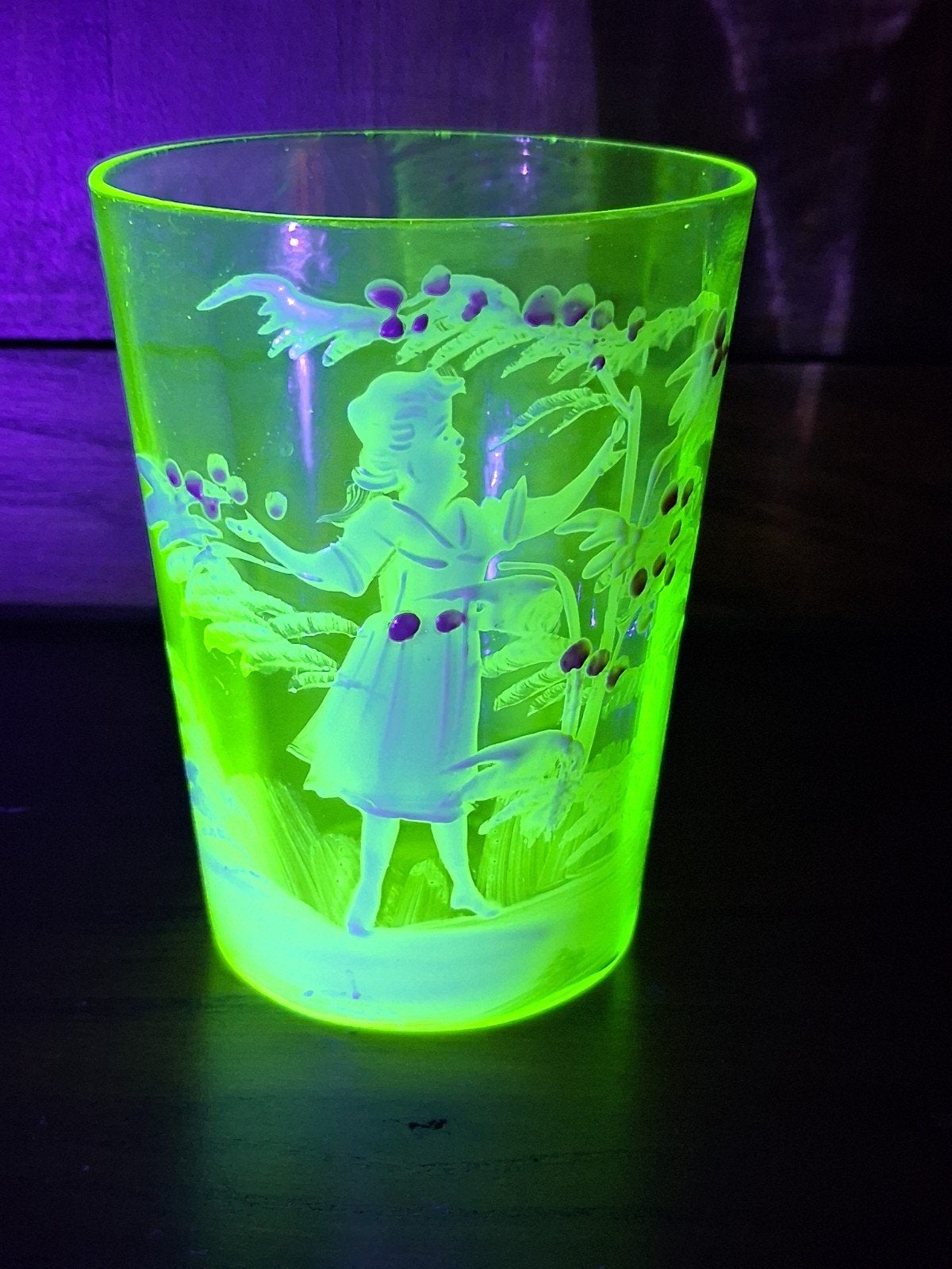 Verre à boire en ouraline Mary Gregory, Antiquités & Art, Enlèvement ou Envoi