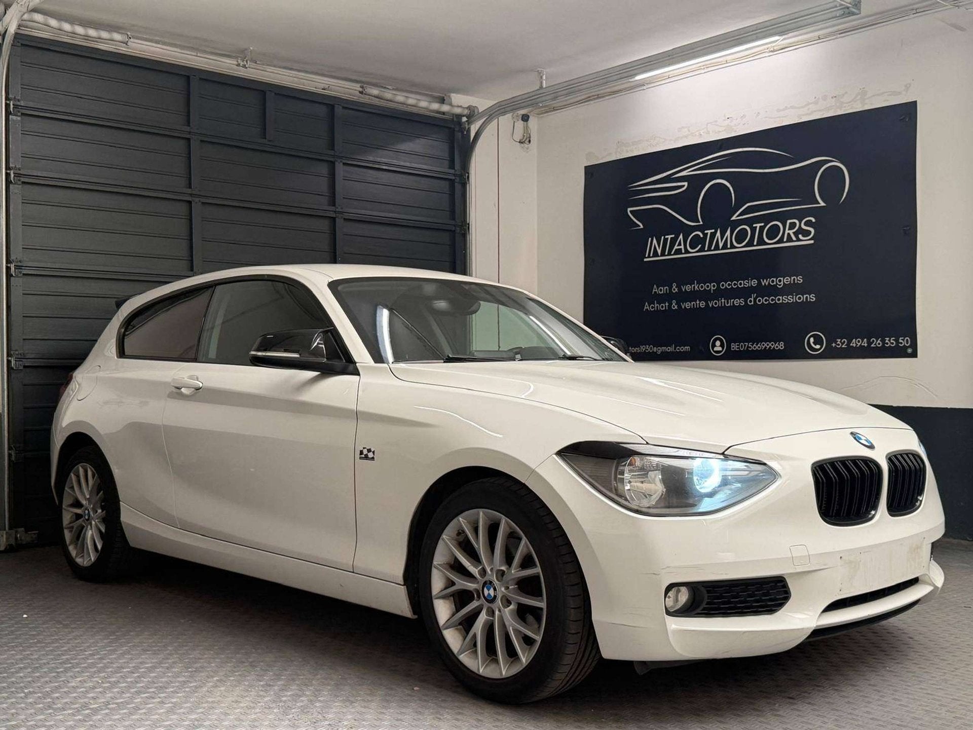 BMW 114 Checkered Flag Sport Exhaust, Autos, BMW, 75 kW, Achat, Entreprise, Boîte manuelle