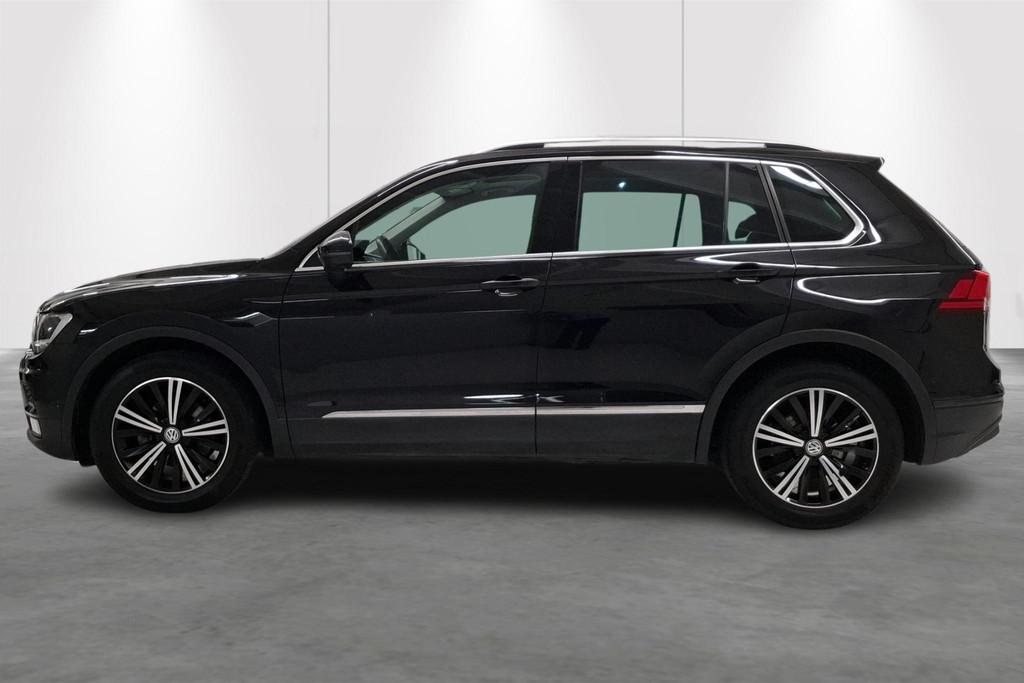 Volkswagen Tiguan 1.4 TSI 92kW Trendline, Auto's, Volkswagen, Voorwielaandrijving, Gebruikt, 4 cilinders, Zwart