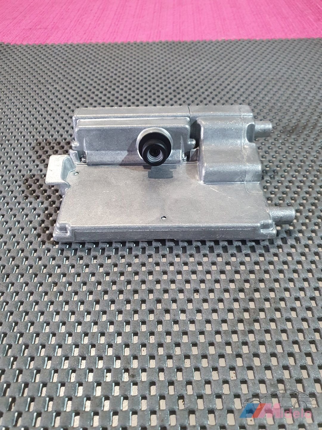 camera voorkant golf8 gtd bj 2021 artikelnr 5WA980653A, Volkswagen, -, Origine de la pièce connue, Utilisé