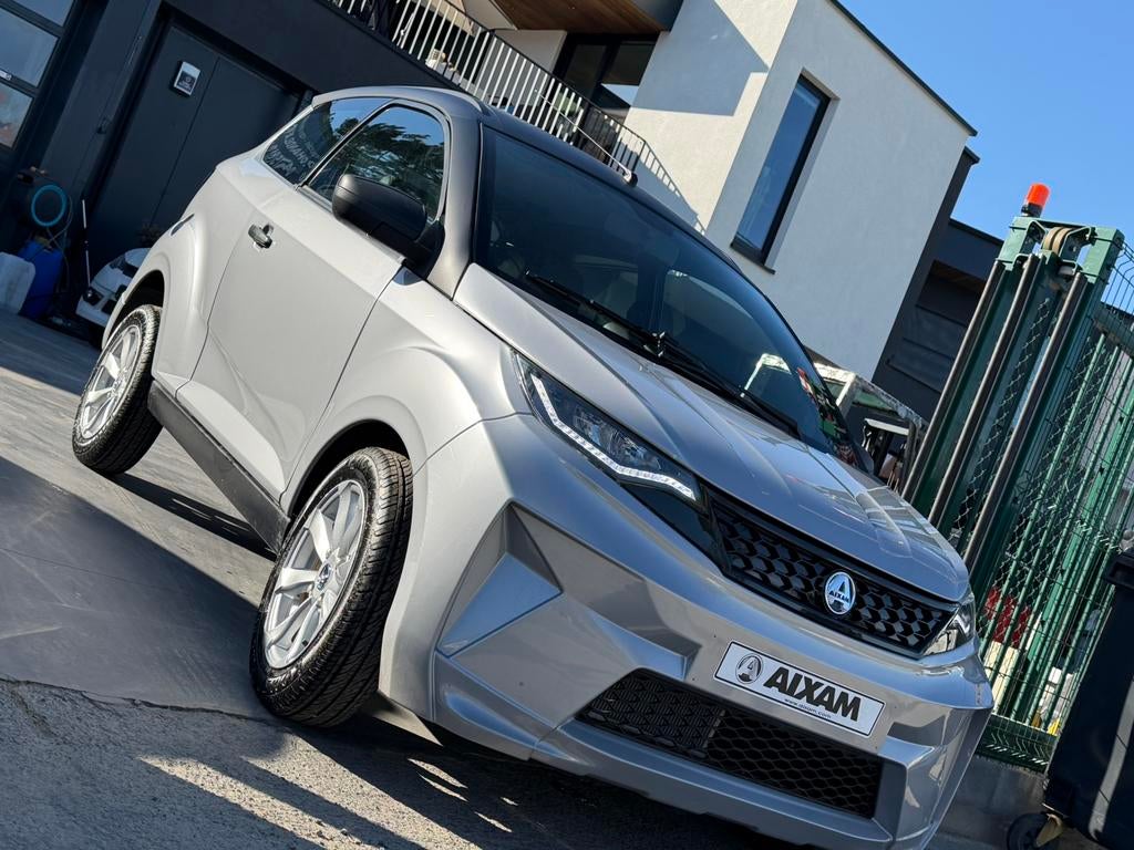 zeer jonge aixam crossline met Euro5+ motor, Auto's, Stof, Bedrijf, Diesel, 6 kW