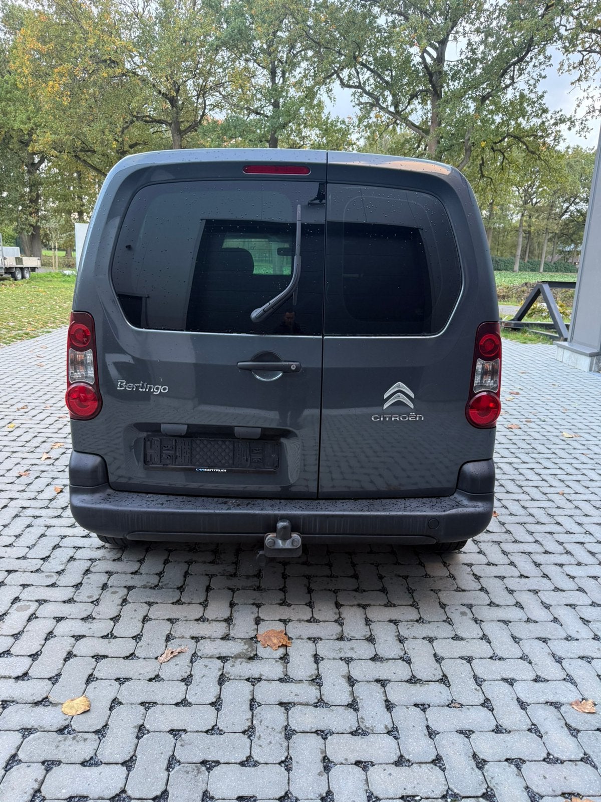 Citroen berlingo 1.6hdi|trekhaak|gvv|garantie|2zit|66kw|2013, Auto's, Voorwielaandrijving, Stof, Zwart, Citroën