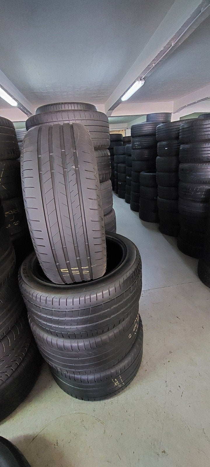 25550r21 255 50 r21 255/50/r21 Bridgestone avec montage, Enlèvement ou Envoi