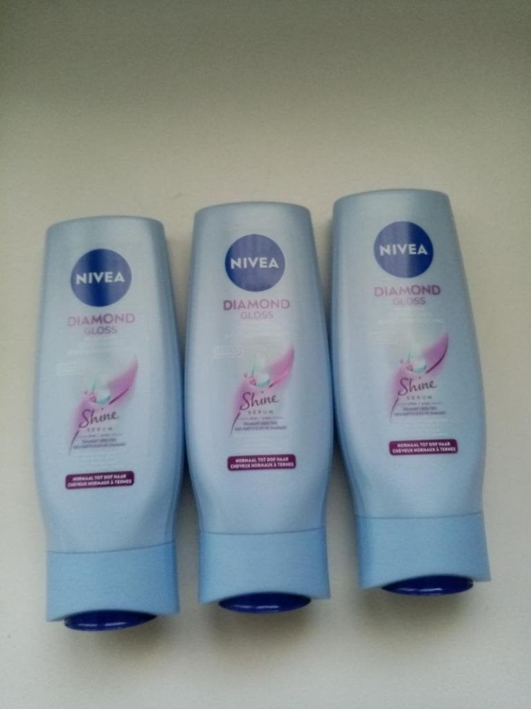 Nivea 3x nieuw conditioner Diamond Gloss normaal / dof haar., Handtassen en Accessoires, Uiterlijk | Haarverzorging, Ophalen of Verzenden