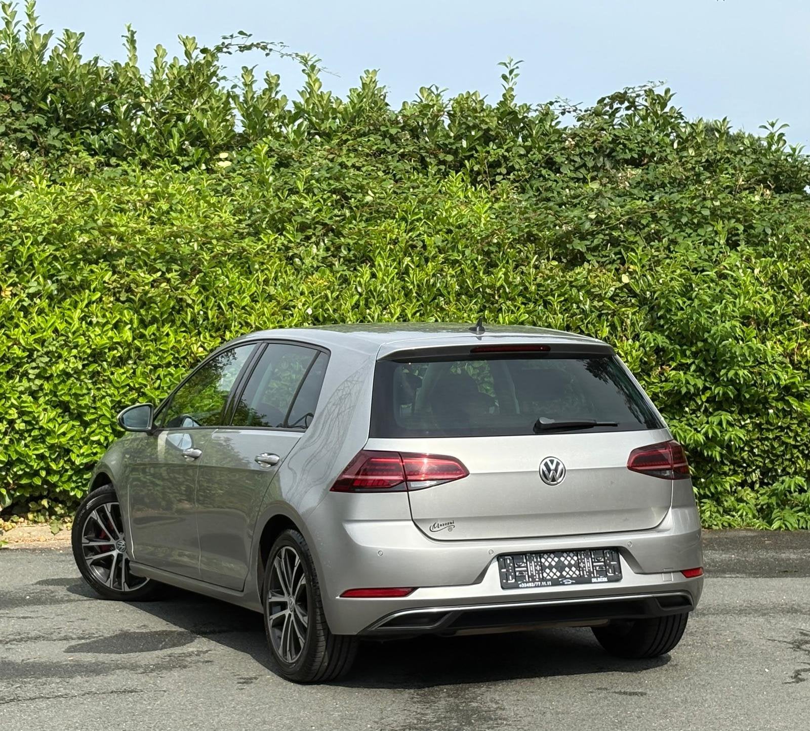 Volkswagen Golf 7.5 1.4 Essence  Automatique 2017 €6b fullop, 121 g/km, Argent ou Gris, Achat, Euro 6