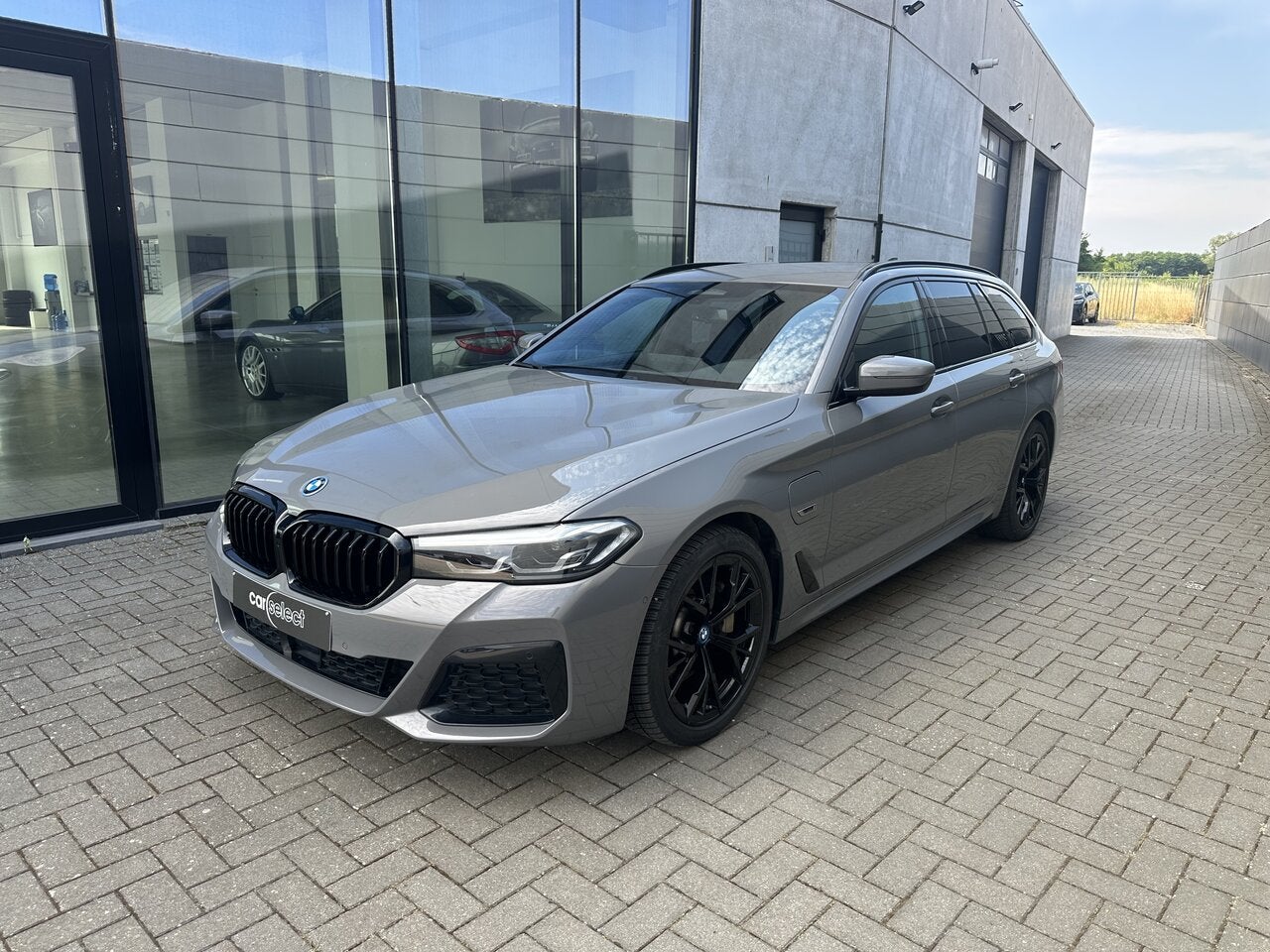 BMW 530 e Touring M-sport TREKHAAK/ALUS19/ACC/SPORTAUT/AMBI, 1998 cc, 0 min, 0 kg, Bedrijf
