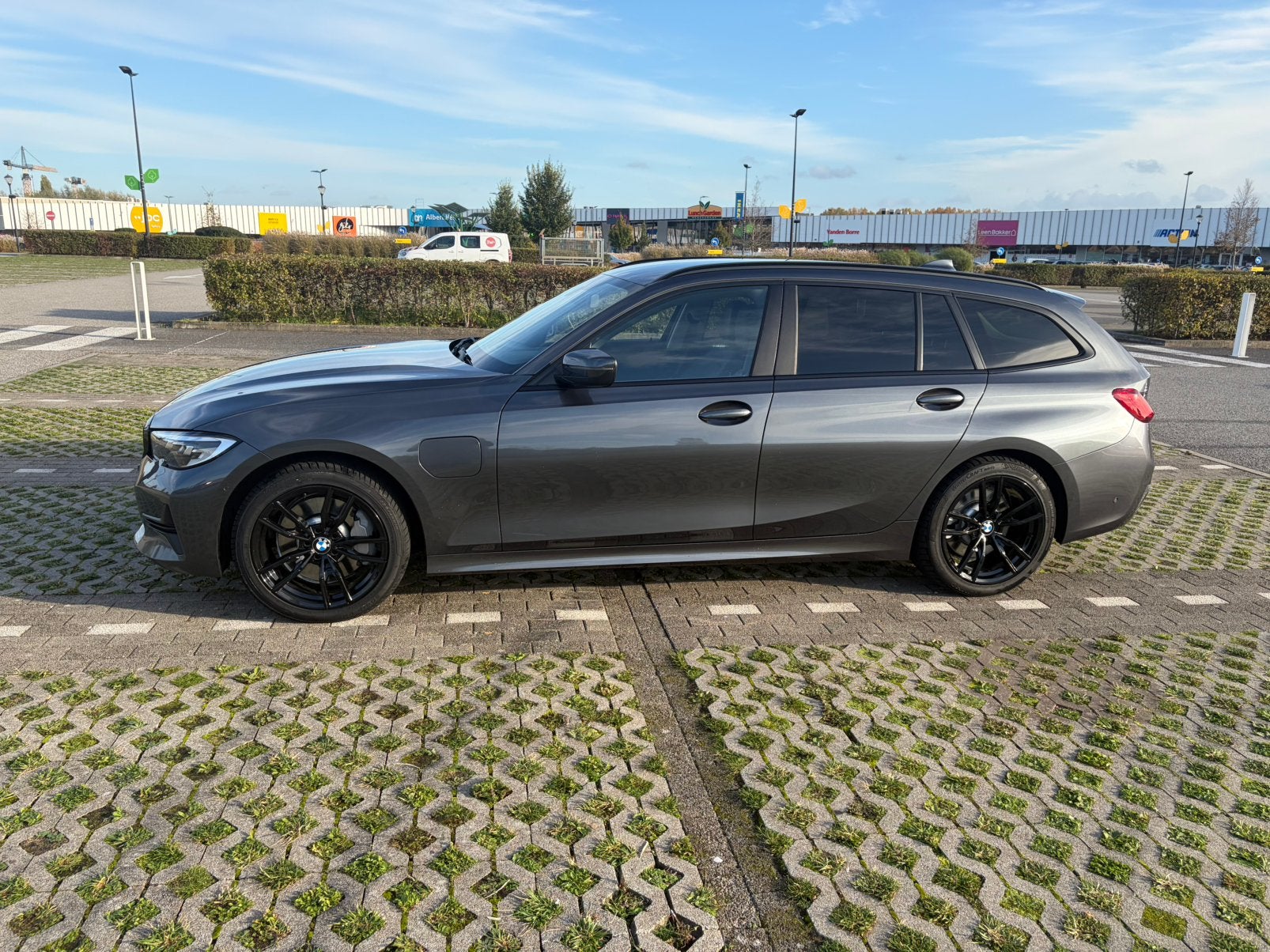 BMW 330e Touring 292ch | Shadow Line | Parking Auto | LED, Autos, Cuir, Argent ou Gris, Achat, Euro 6