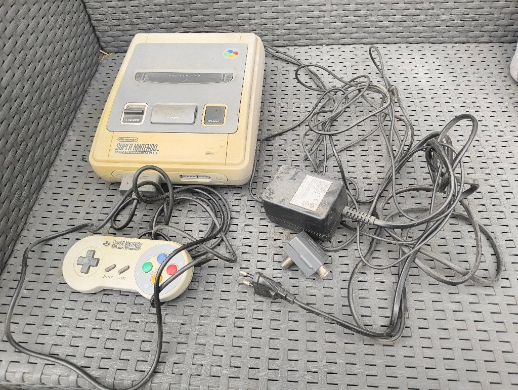 Pack Super Nintendo (SNES) original + 2 jeux, Enlèvement, Utilisé