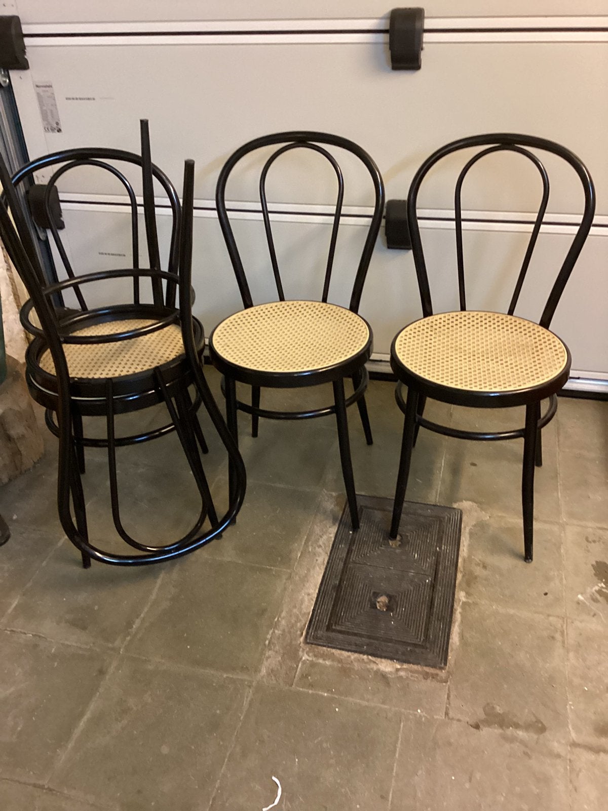 4 chaises acier/rotin, Enlèvement, Comme neuf
