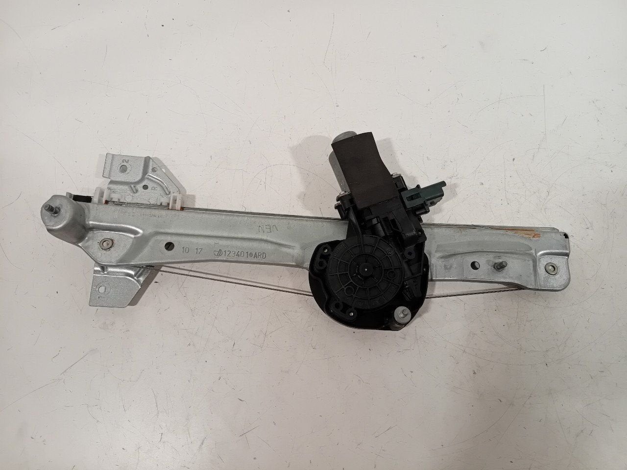 Raammechaniek elektrisch rechts achter Renault Grand Scénic, Onderdelen@venauto.nl, Van der Ven Autorecycling B.V., Gebruikt, Ettenseweg 76, 4706 PB Roosendaal, The Netherlands