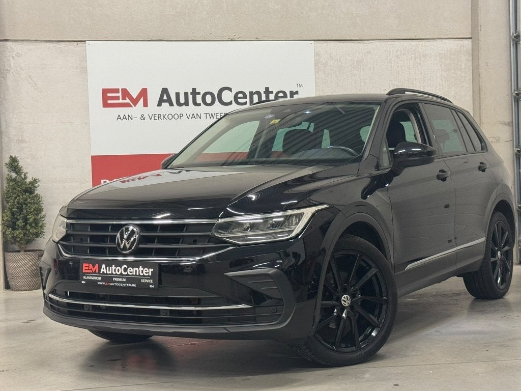 Volkswagen Tiguan 1.5 TSI Life DSG Automaat Acc-CAM-CarPlay, Autos, Achat, Entreprise, 5 portes, https://public.car-pass.be/vhr/884e152d-e373-4081-b757-56b6c346c853
