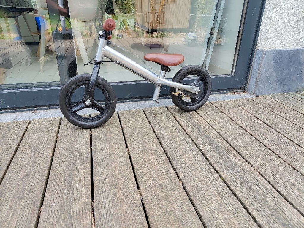 Draisienne, Enlèvement, Utilisé, Vélo d'équilibre
