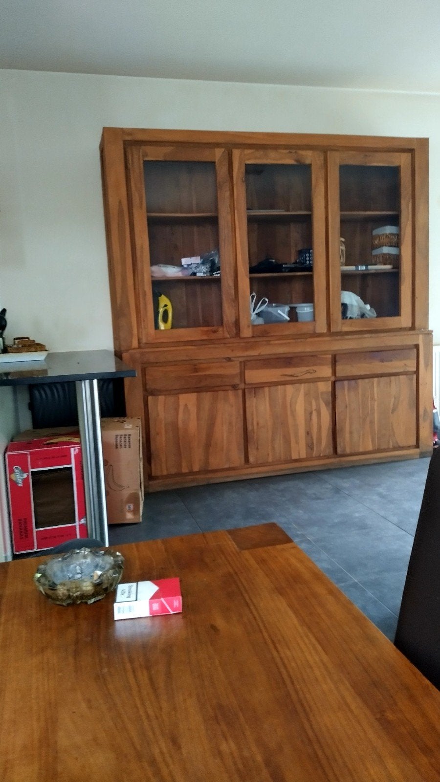 Teaken meubelen, Ophalen