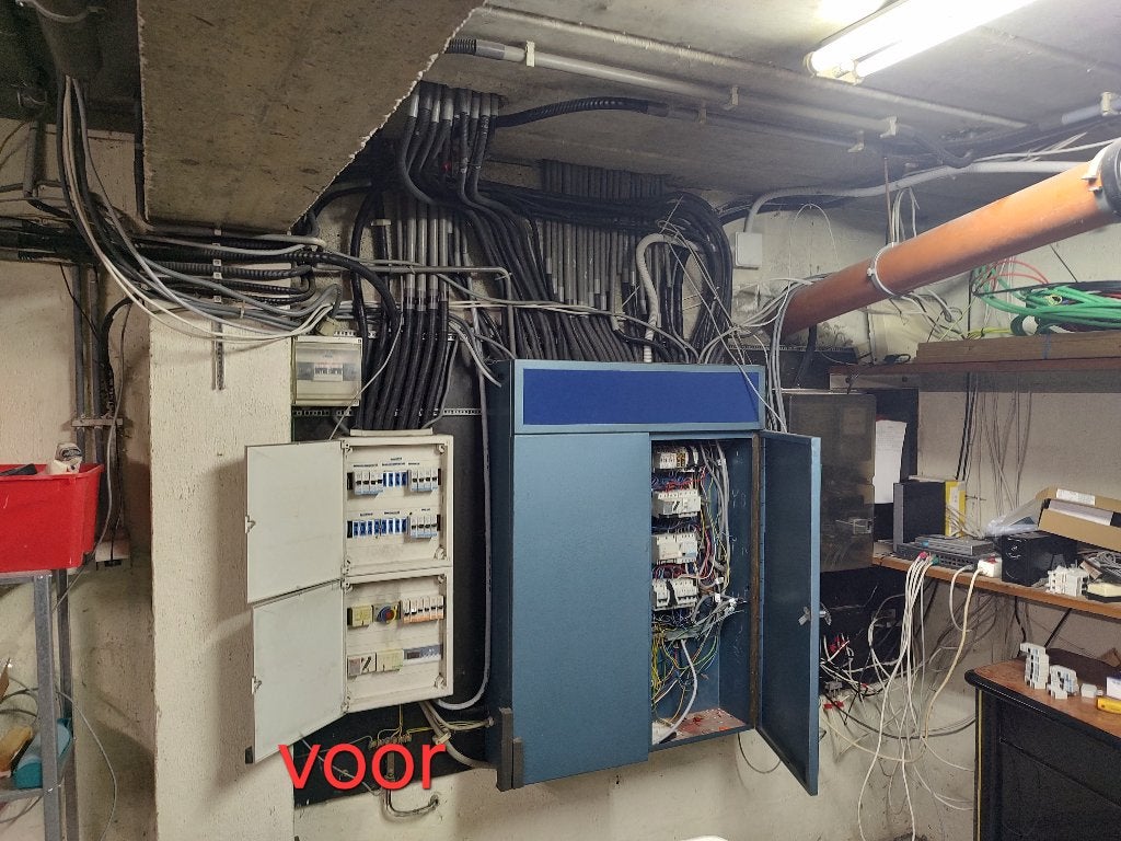 Specialist in het conform maken van elektrische installaties, Ophalen