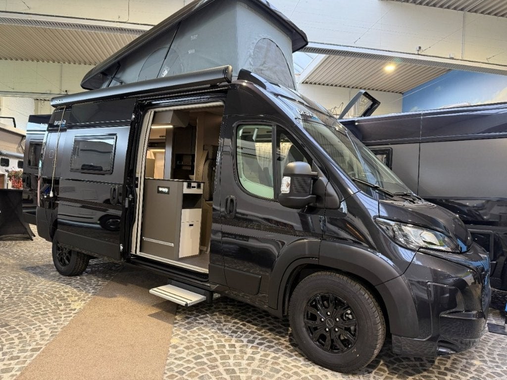 Bravia Mobil Swan 599 Pop 4pers. | Nouveau | Boite Auto, Caravanes & Camping, Camping-cars, Entreprise, jusqu'à 4, Modèle Bus ou Fourgon aménagé