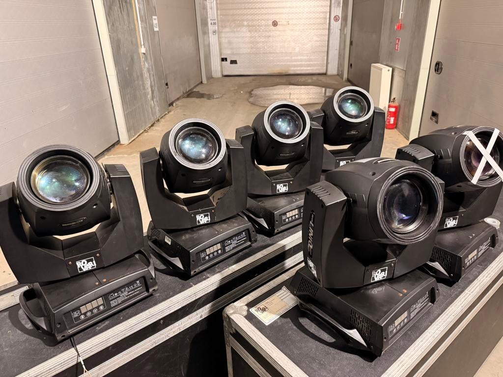6x HQ Power Lineo Beam + flightcase (1 defect), Muziek en Instrumenten, Ophalen, Zo goed als nieuw