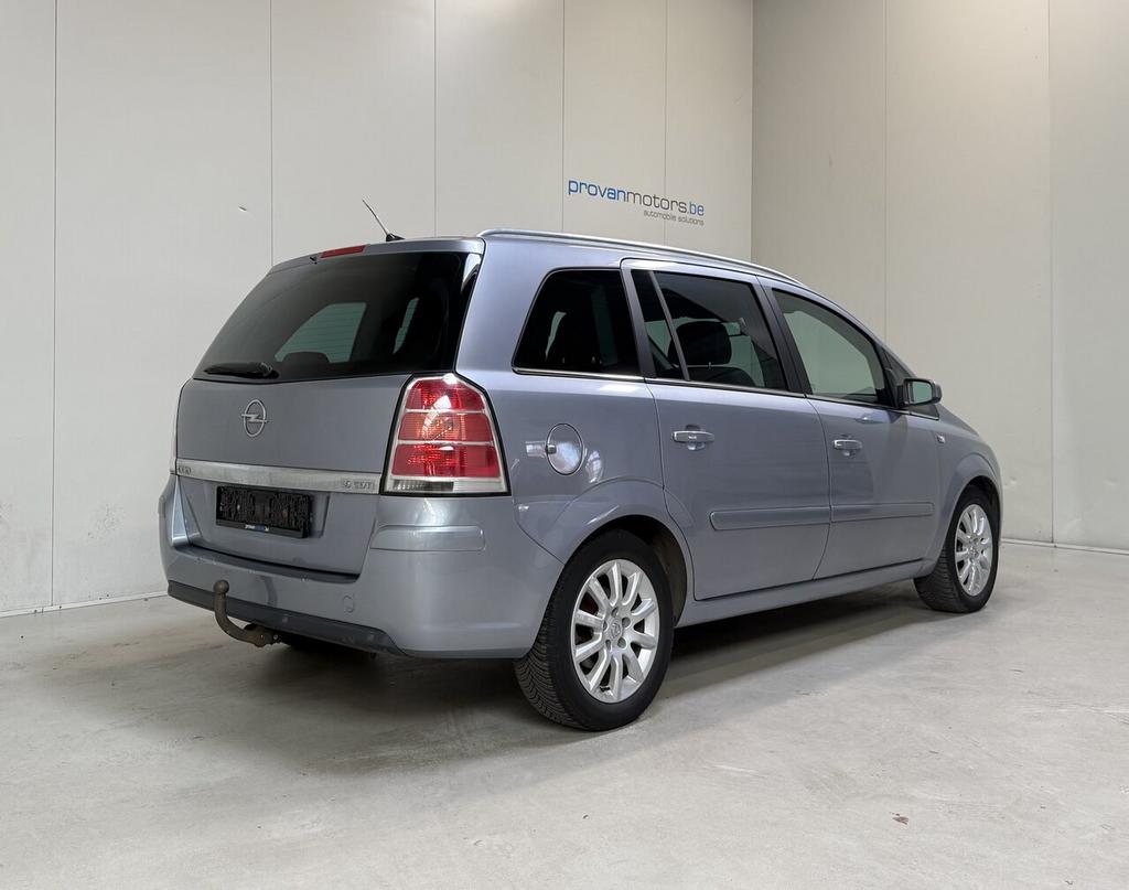 Opel Zafira 1.9 CDTI - 7 pl - Airco - GPS - Export!, 0 kg, Monovolume, Zwart, 4 cilinders