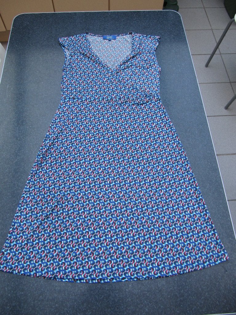 jurk Loome motief gekleurde bolletjes small zonder mouw, Kleding | Dames, Jurken, Blauw, Ophalen of Verzenden, Maat 36 (S), Gedragen