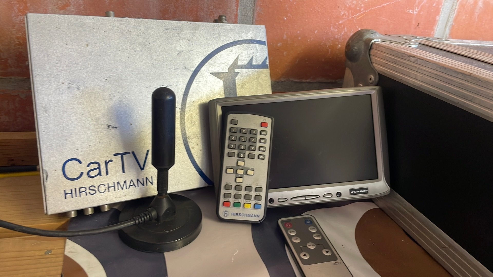 Hirschman car tv + scherm, Auto diversen, Autoradio's, Ophalen, Gebruikt