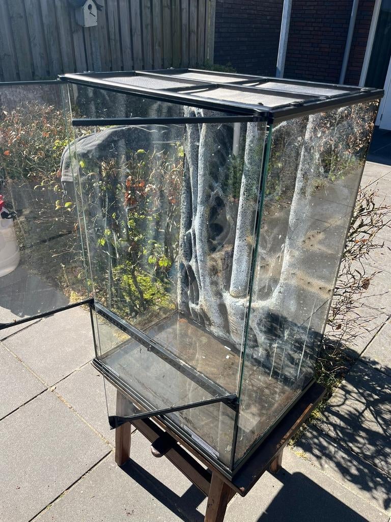 En terre 60 x 45 x 90 cm, Animaux & Accessoires, Enlèvement, Utilisé, Terrarium ou Paludarium