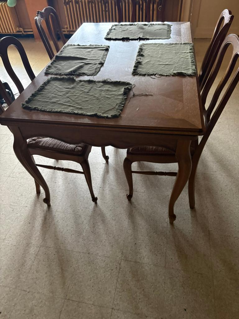 Tafel met 6 stoelen, Ophalen