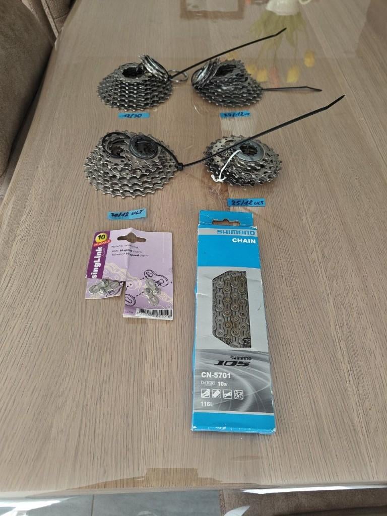 Cassette et chaîne Shimano 10 vitesses, Vélos & Vélomoteurs, Vélos Pièces, Utilisé, Racefiets, Enlèvement ou Envoi