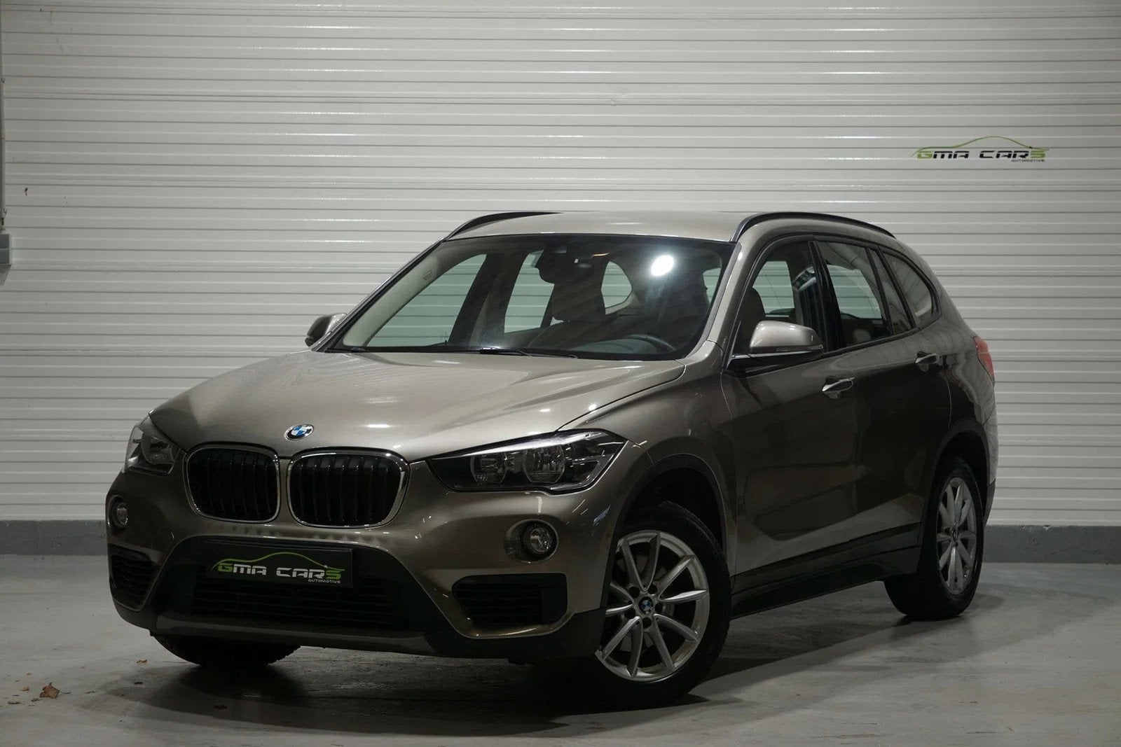 BMW X1 X1 1.5iA sDrive18 OPF (EU6d-TEMP) (bj 2019), Gebruikt, 136 pk, Beige, Leder