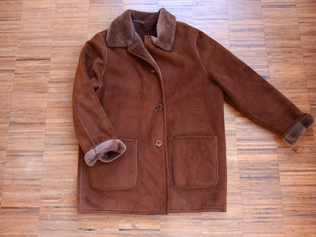 Bruine warme 'berenjas', Kleding | Dames, Jassen | Winter, Ophalen of Verzenden, Zo goed als nieuw, Maat 42/44 (L), Bruin