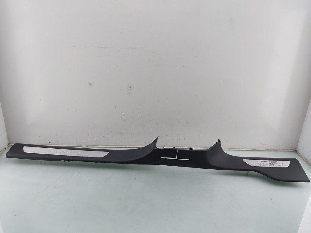 GARNITURE Cayenne III (9YA) (|7610853846|PAB853846001E0|), Utilisé, Porsche