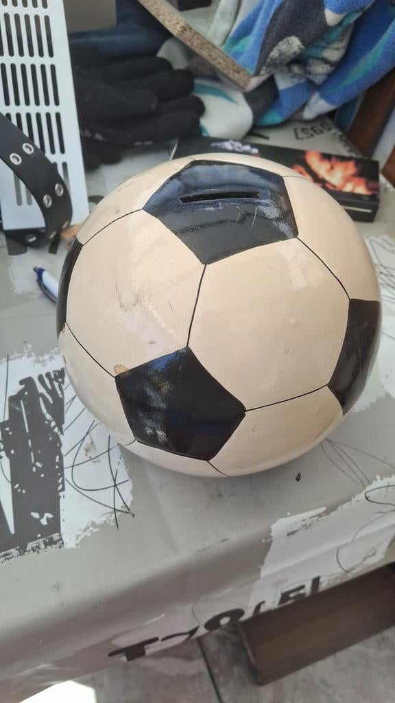 ENKEL OPHALEN EN CASH spaarpot voetbal, Verzamelen, Ophalen
