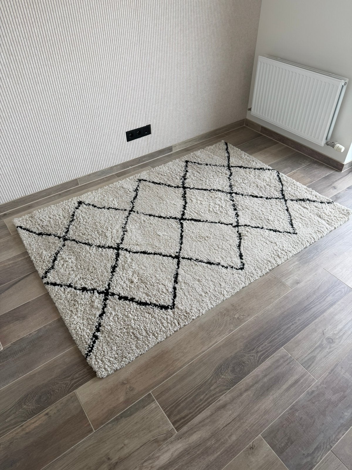 Tapijt wit 190cm x 135cm, Huis en Inrichting, Stoffering | Vloerbedekking, Ophalen, Zo goed als nieuw, Wit, Tapijt