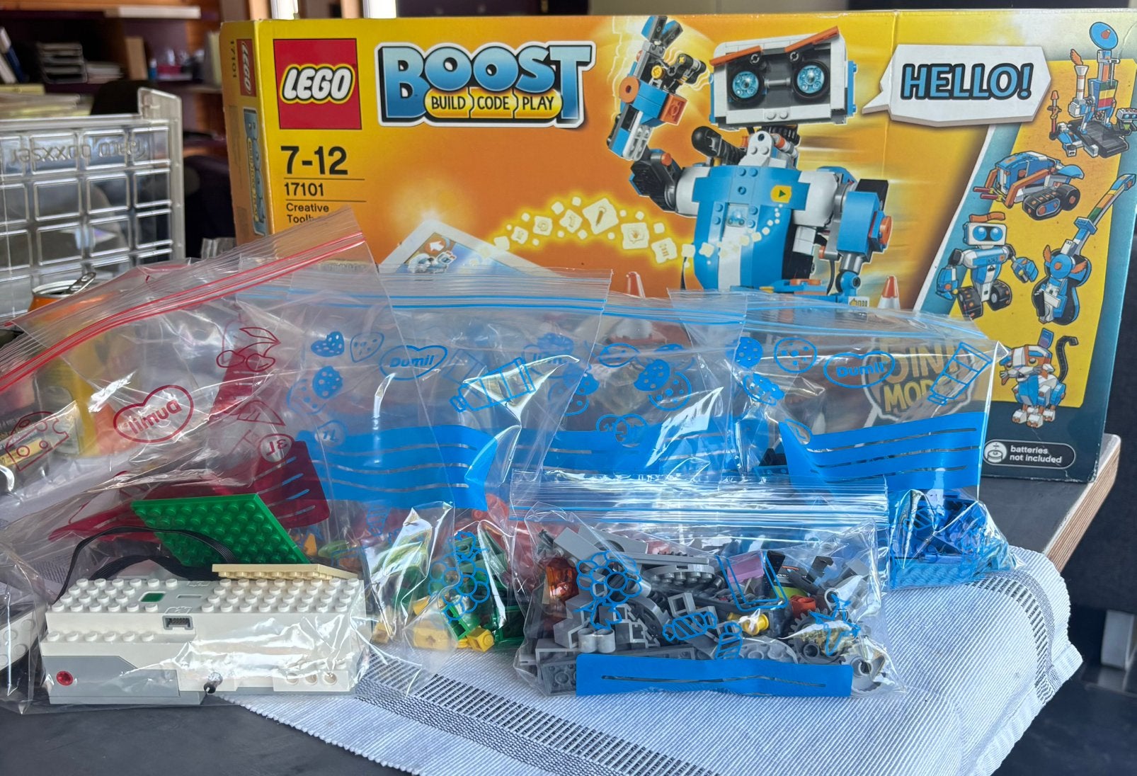 Lego Boost 17101 7-12 j, Kinderen en Baby's, Speelgoed | Duplo en Lego, Zo goed als nieuw, Lego, Compleet, Ophalen