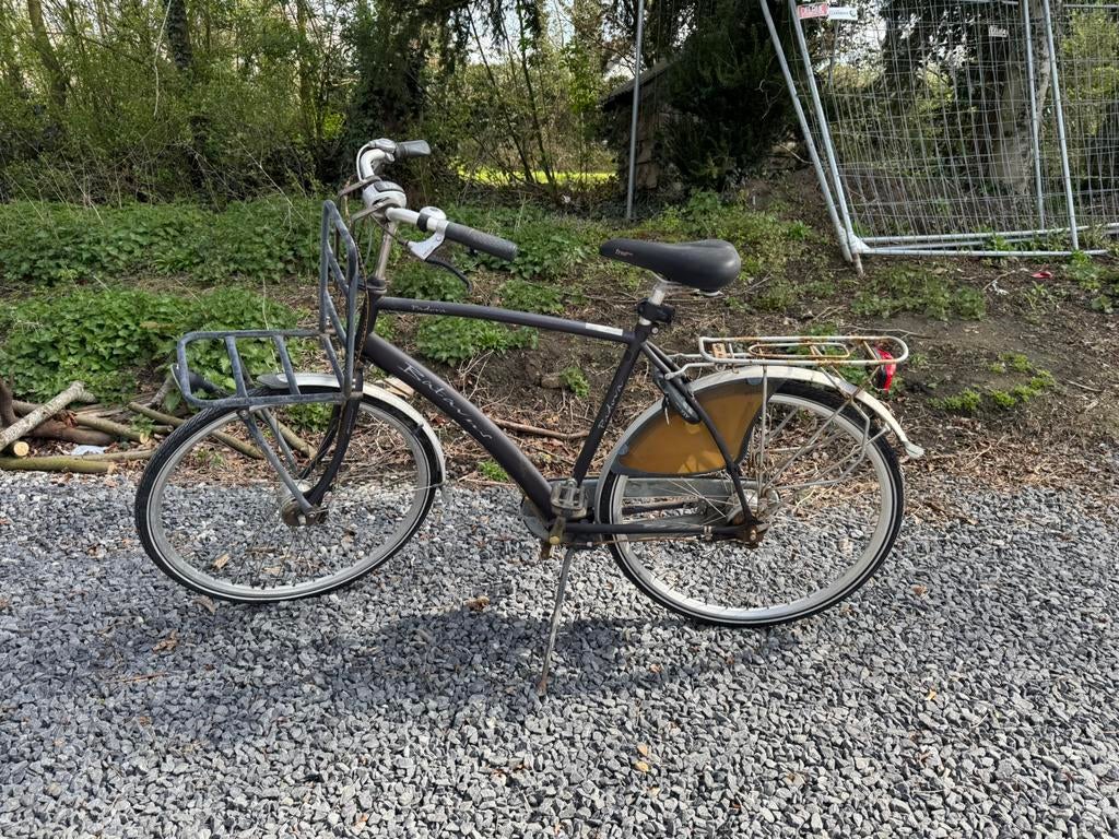 Zwarte Batavus herenfiets ! op te knappen !, Vélos & Vélomoteurs, Vélos | Hommes | Vélos pour homme, Enlèvement, Utilisé, Batavus