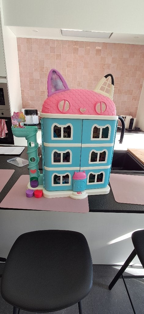 Gabby dollhouse (poppenhuis), Ophalen, Zo goed als nieuw, Poppenhuis